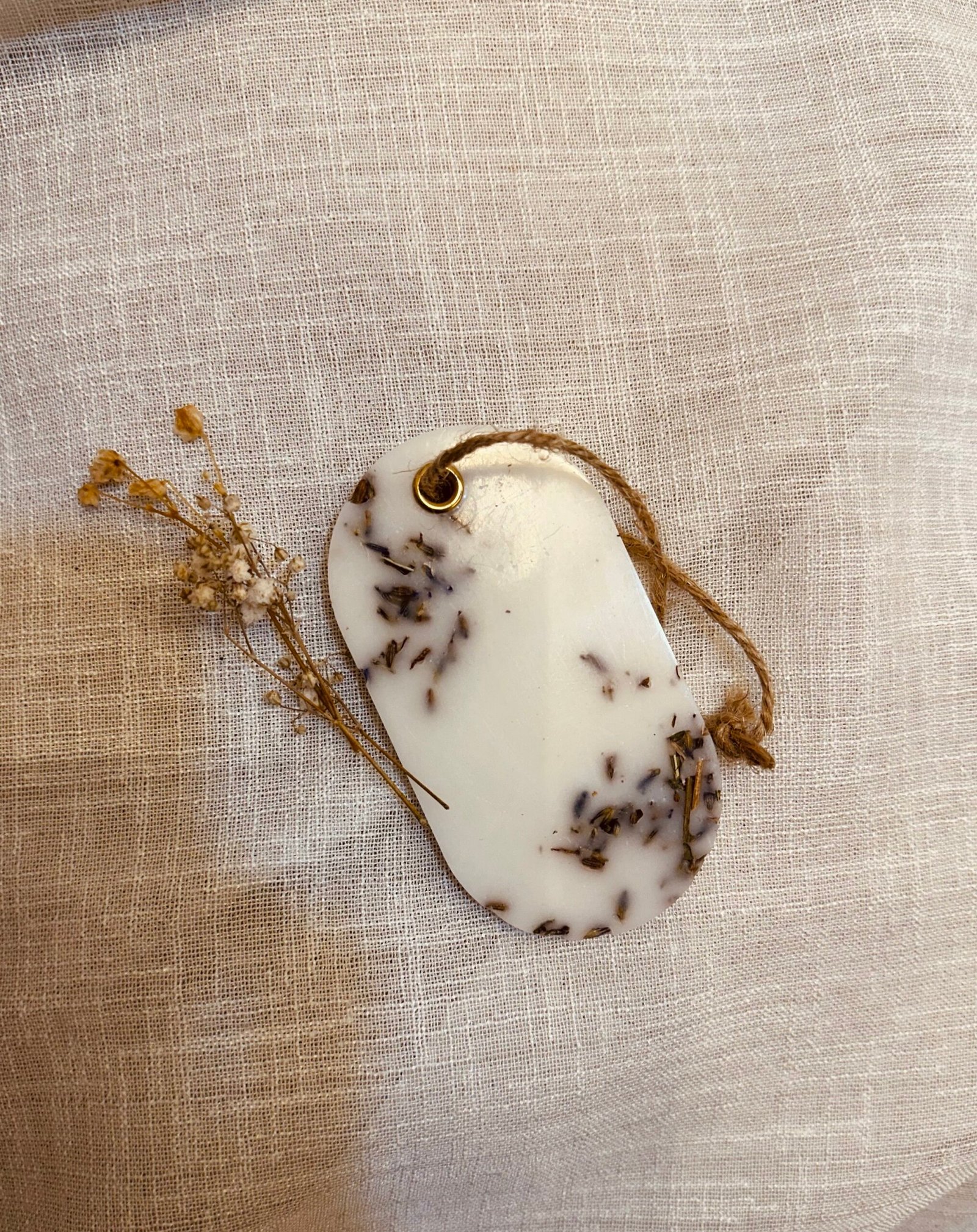 9516c07d-80b9-4654-ba70-c220f92899ff Wardrobe sachet (pack of 2) - Image 1